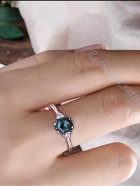 NIB Hexagon Lab Alexandrite and Moissanite 925 Silver Ring Size 8.75 Never Worn
